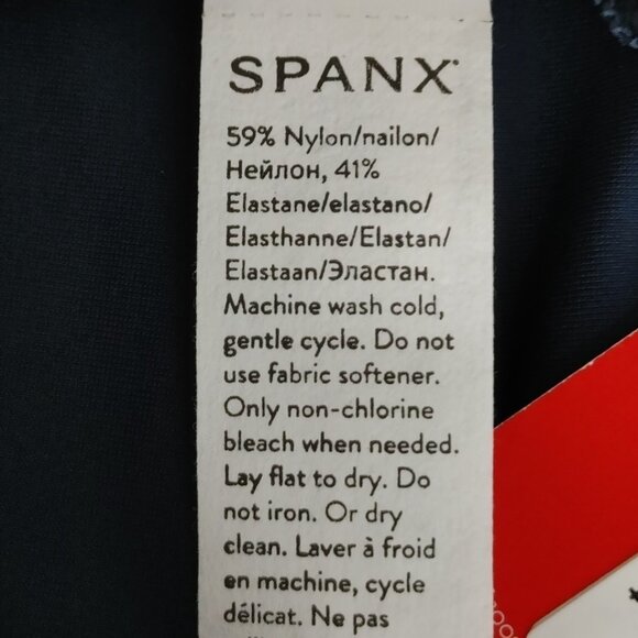 Spanx Sunshine 6" Pull On Skort UPF 50+ Midnight Navy Blue Women's Size L - Picture 13 of 16